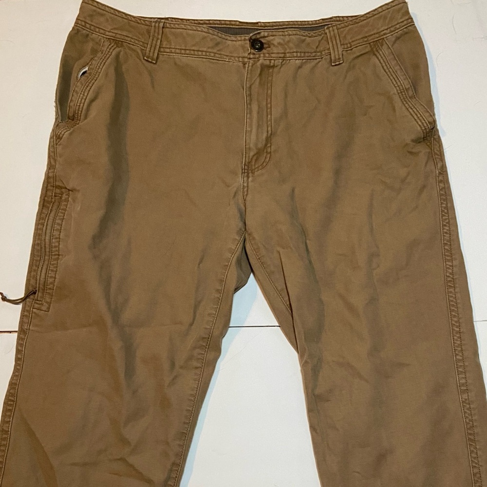 G.H. Bass & Co cargos